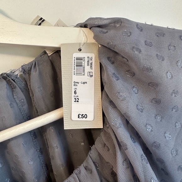 Flowy Romper - Picture 3 of 4